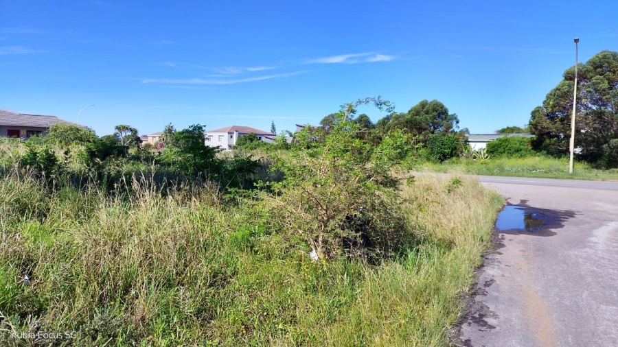 Commercial Property for Sale in Wavecrest Eastern Cape